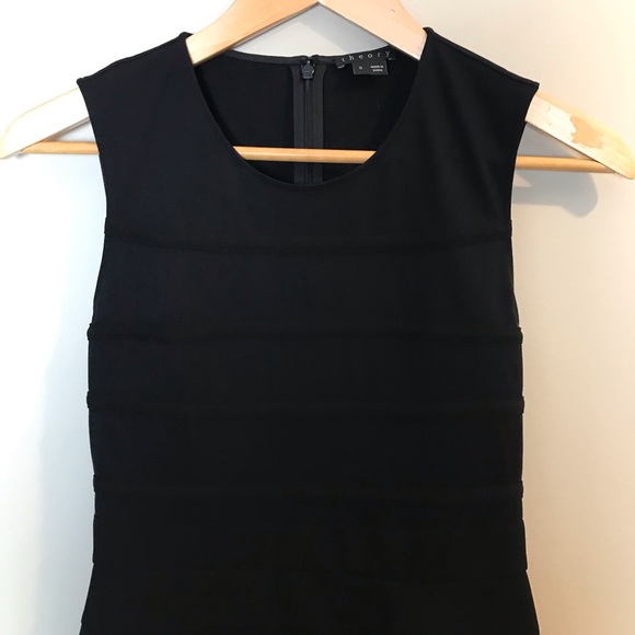 SOLD|||THEORY Black Striped Fit And Flare Dress 0 - Picture 3 of 8